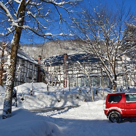 Hotel Sejour Mint In Hakuba Exteriör bild