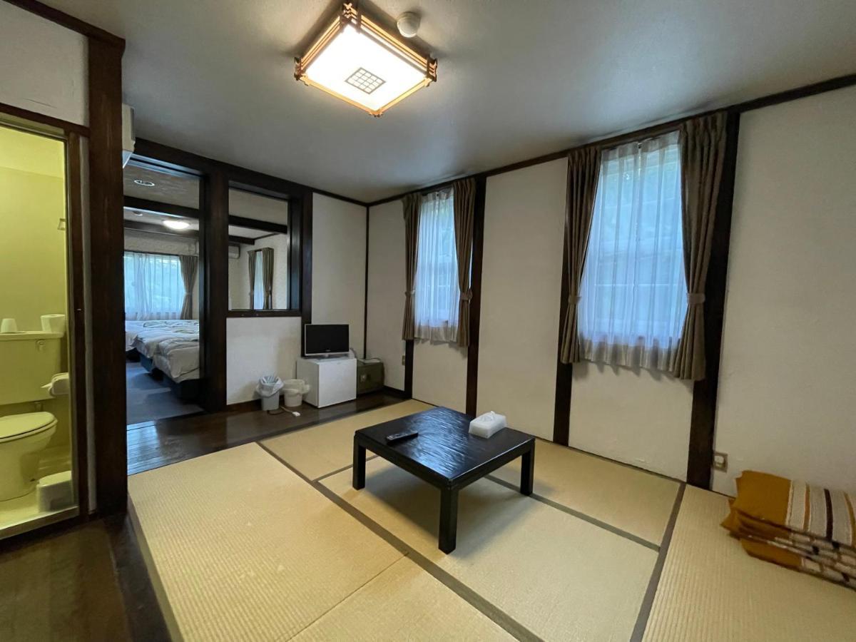 Hotel Sejour Mint In Hakuba Exteriör bild