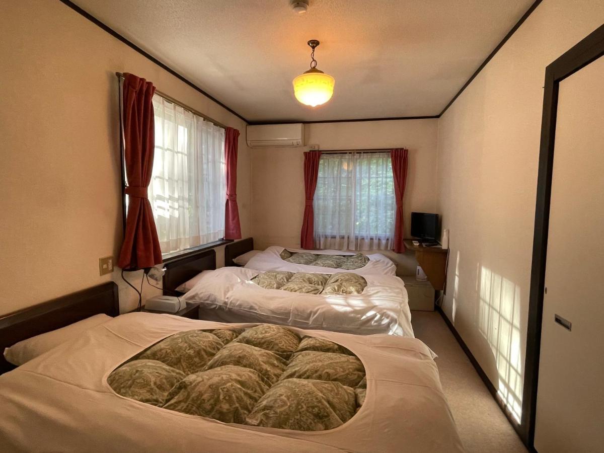 Hotel Sejour Mint In Hakuba Exteriör bild